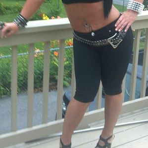 Black Stretch Capris